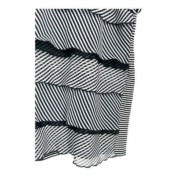 Alfred Dunner Womens B-W Shirt Striped Short Sleeve Stretch Scoop Neck Ruffled L - Picture 7 of 7